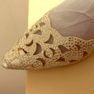 Vince Camuto Imagine Studded Flats - Ivory size 8